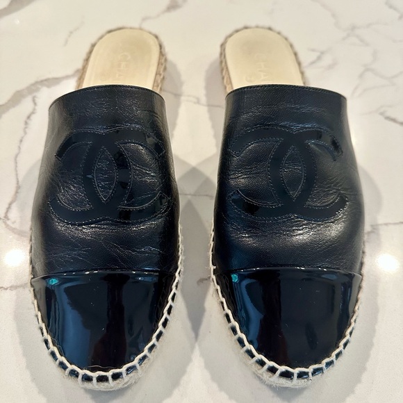 CHANEL Women’s CC Mule Espadrilles EU 40 - Picture 2 of 6